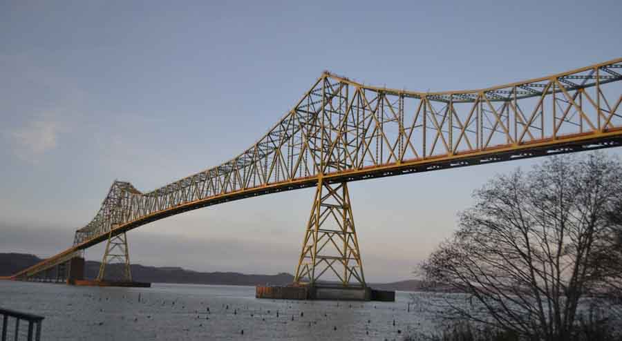 Astoria's bridge to Washington was built in the 1950s.
